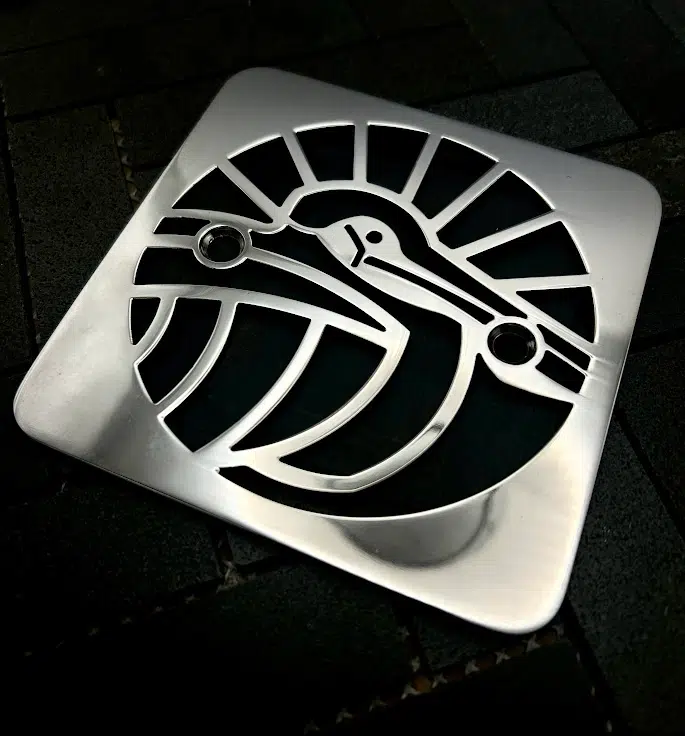 Square drain in Polished stainless steel finish.