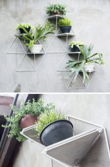 This modular wall planter system